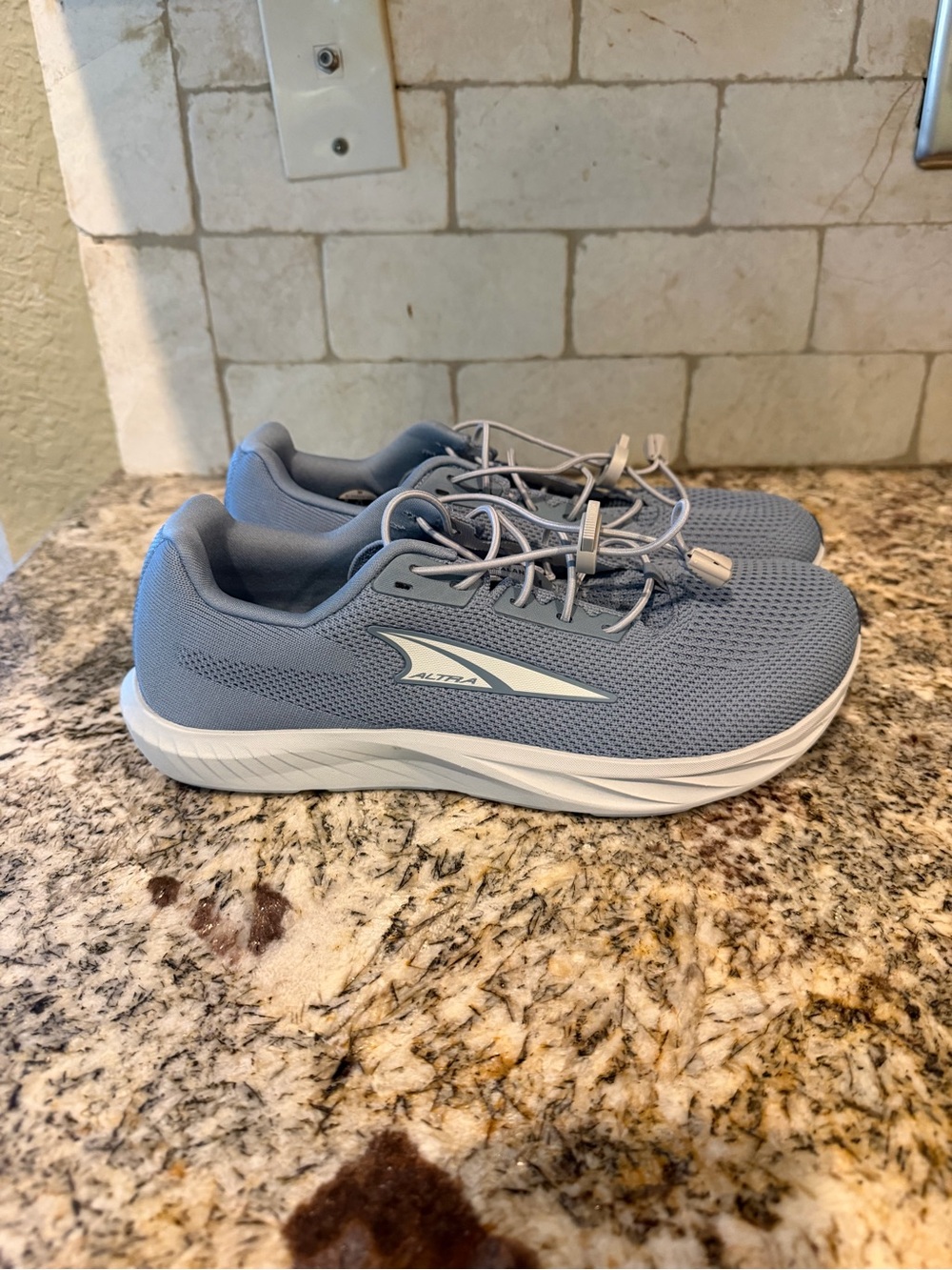 Altra Women's Escalante 4 Road Running Shoes Light Blue Size 9.5